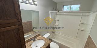 Charming 2-Bedroom Home with Spacious Yard Near Garfield Park, Available NOW! Gallery 6