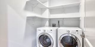 401 N Serrano Ave Gallery 16