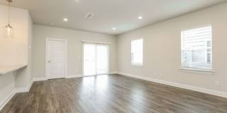 2432 Elmcroft Avenue Gallery 23