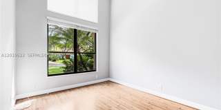 1256 Manor Dr S Gallery 22