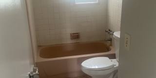 2571 W 25th St Gallery 12