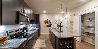 Imperial Oaks Square Gallery 30