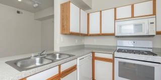 Affordable Housing - Cypress Creek on Jason Avenue Gallery 11