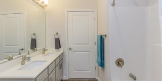 Riverstone Apartments at Long Shoals Gallery 67