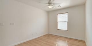 10808 Wallflower Avenue Gallery 16