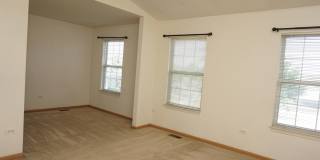Beautiful and cozy 3 bedroom home with 2.1 bath Gallery 40