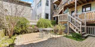 2132 North Oakley Ave. Gallery 3
