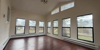 1037 Chipperfield Drive Gallery 10