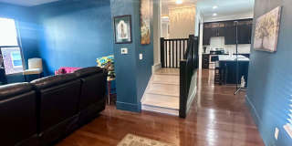 1930's Gem! Gallery 16