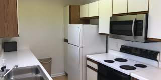 FIRST FLOOR, SURFSIDE BEACH THREE-BEDROOM CONDO, AVAILABLE SOON!! Gallery 3