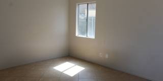 Single level duplex 2 br 1 ba in Chula Vista CA Gallery 14