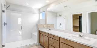 7719 Poppy Gallery 23