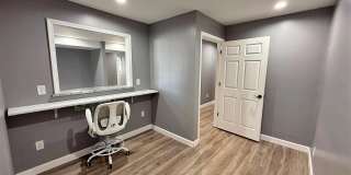 300 W Dixie Highway Gallery 9