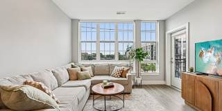 The Blakely Gallery 24