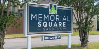 Memorial Square Gardens Gallery 1