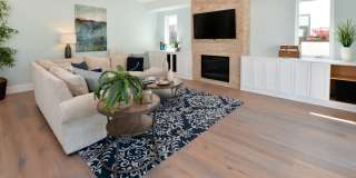 Newer Construction in Manhattan Beach Hill Section Gallery 10