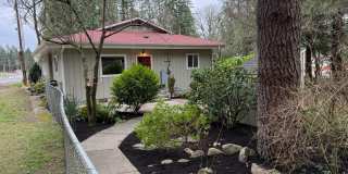 Location Location Location....plus a darling one story cottage Gallery 1