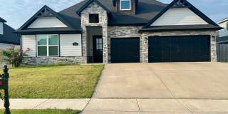 Spacious 4-Bedroom Home with 3-Car Garage Gallery 1
