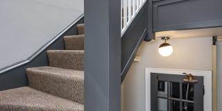 The Evelyn Gallery 13