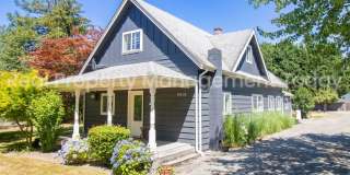 Charming 5 Bedroom + Huge yard! Gallery 1