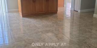 Spacious 4 bedrooms all one story home. Gallery 3