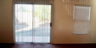 Single Story Three Bedroom Home in the Heart of Henderson Gallery 10
