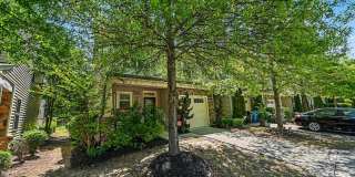 $500 Off 1 Month: Move-in Ready! $500 Off 1 Month: Move-in Ready! Gallery 1
