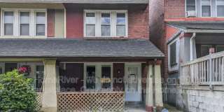 1517 1/2 Davis Ave 1517 1/2 Davis Ave Gallery 1