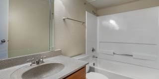 Meadow Glen Apartments Gallery 80