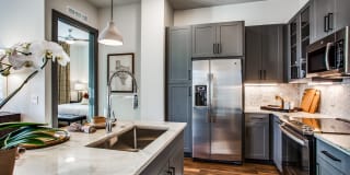 Aura Thirty2 Aura Thirty2 Gallery 17