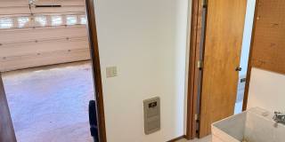 Well-kept house in desirable Thurston neighborhood! Gallery 36