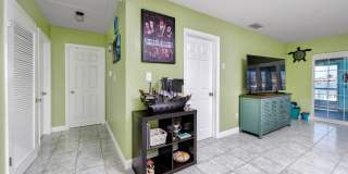 11215 3rd Street East Gallery 10