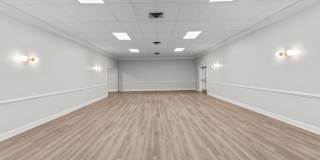 2700 NORTH Avenue Gallery 6