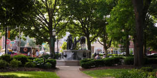 The Metropolitan at 40 Park Gallery 37