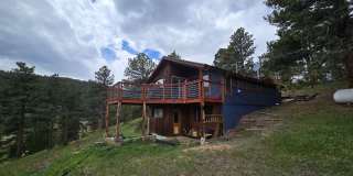 Beautiful 2B/2B Mountain Home Available ASAP! Gallery 1