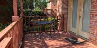 Large Studio Condo Downtown Walking Distance to the Florida State Capitol Gallery 6