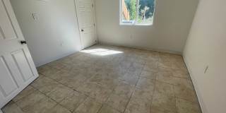 Great 2 bedroom Apartment with Garage! Gallery 32