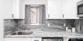 4300 Roswell Road NE unit: 34 Gallery 18