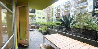 Dogpatch: Exceptional 1 Bed 1.5 Bath Condo @ Esprit Park with Garage Parking and Storage Gallery 1