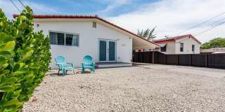 350 NW 50th St Gallery 1