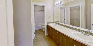 Spacious 2-Bedroom, 2-Bathroom Townhome in West Olympia — Apply Today! Gallery 16