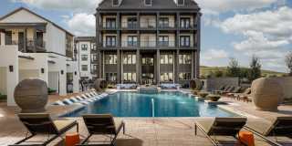 The Louise - Apartments & Townhomes Gallery 43