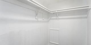 Central Phoenix Gem! Private Patio, Gated, Pool + Underground Parking Gallery 17