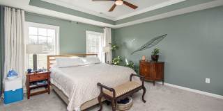 Spacious Home with Hot Tub, Fenced Yard and Solar Power Gallery 34
