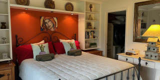 8 Mission Court Gallery 8