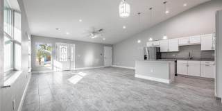 184 Village Circle Gallery 6