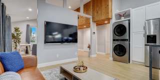 5030 Kensington Way Gallery 1