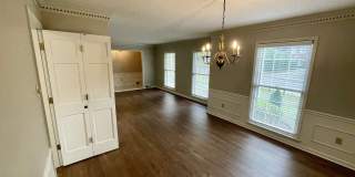 2420 STRATFIELD Dr Gallery 12