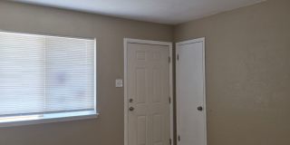 One Bedroom Apartment Gallery 4