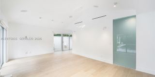 555 NE 52nd Ter Gallery 31
